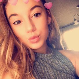 Meet your Posher, Macy